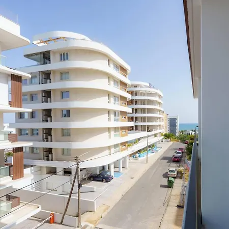 Seaview With Balcony Mackenzie * Larnaca