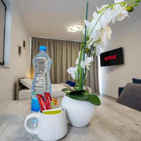 Hubstay - Seaview Suite 49 in Mackenzy Larnaca *